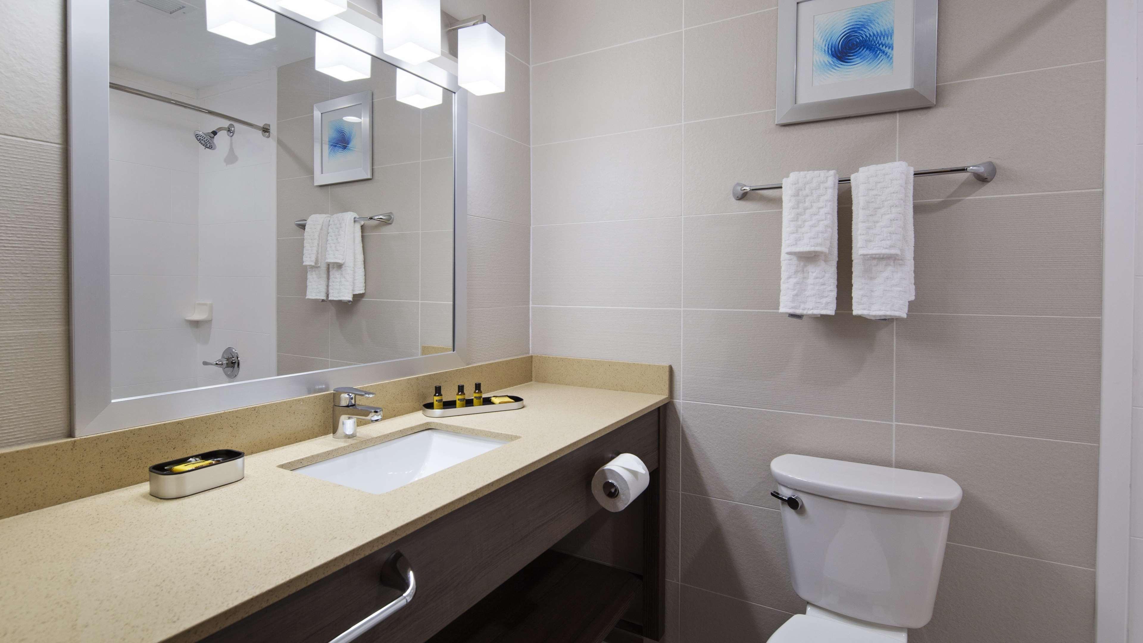 Best Western Plus Stadium Inn Nueva York Exterior foto
